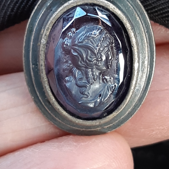 Kirks Folly Purple Cameo Necklace - Picture 10 of 10